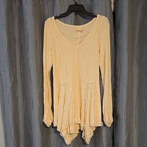 Cream Long Sleeve V-Neck Top